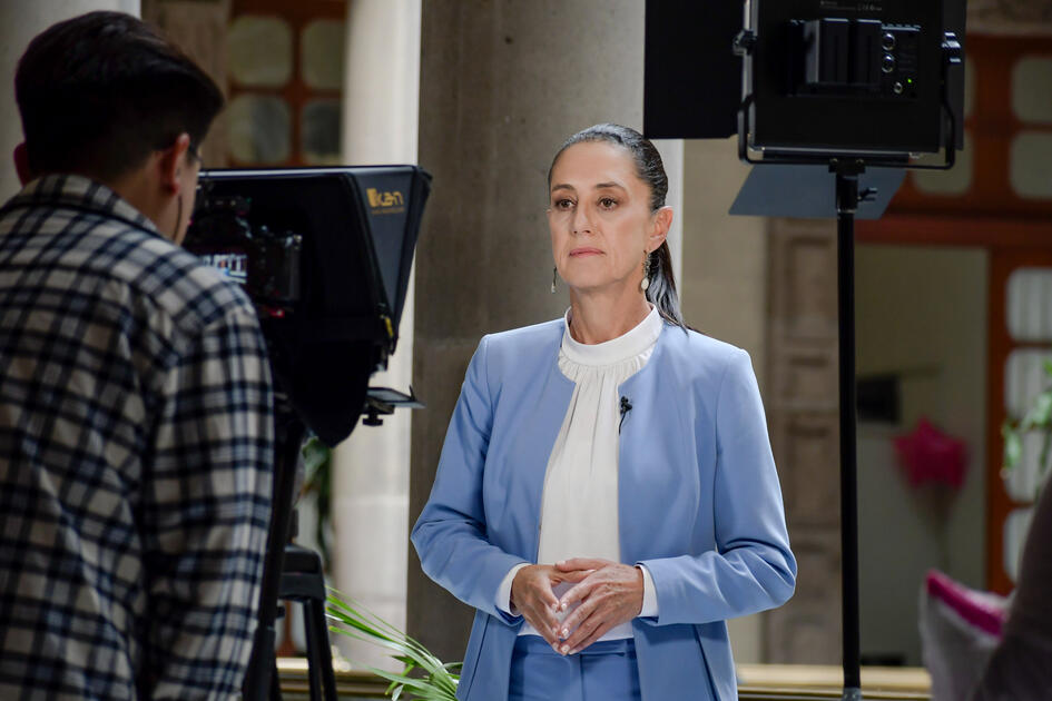 BTS durante grabación de vídeo de Claudia Sheinbaum. Agosto 2022.