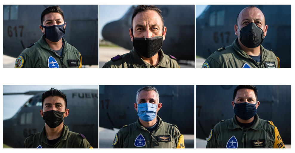 Tripulación de la Fuerza Aérea Mexicana.